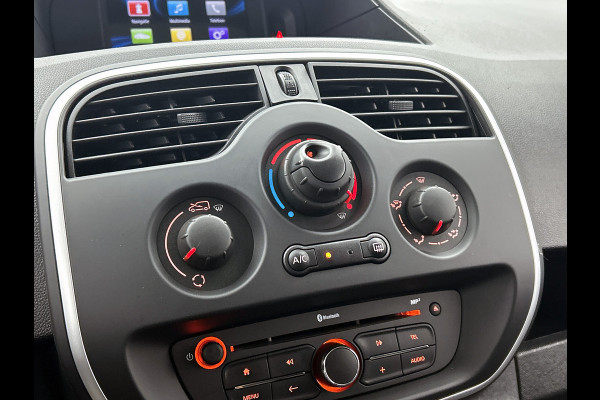 Renault Kangoo 1.5 dCi 75PK Comfort / 2x Schuifdeur / Trekhaak / Airco / / Navigatie / Radio multimedia / Apk 08-2026