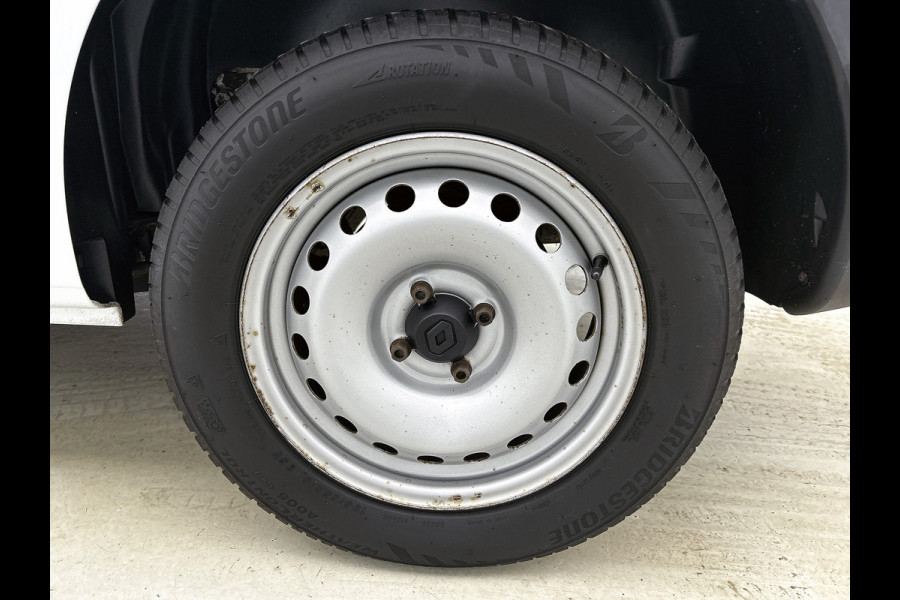 Renault Kangoo 1.5 dCi 75PK Comfort / 2x Schuifdeur / Trekhaak / Airco / / Navigatie / Radio multimedia / Apk 08-2026