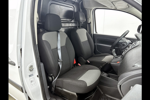 Renault Kangoo 1.5 dCi 75PK Comfort / 2x Schuifdeur / Trekhaak / Airco / / Navigatie / Radio multimedia / Apk 08-2026
