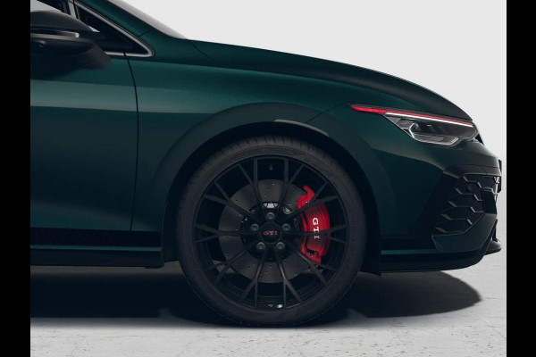 Volkswagen Golf 2.0 TSI GTI Clubsport Edition 50 325 PK | Full option | Panorama dak | Akrapovic | Harman Kardon | 19" Warmenau | Head Up Display | 360 graden camera |