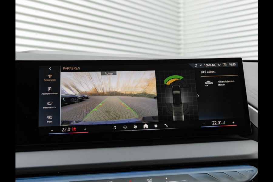 BMW X3 30e xDrive M-Sport - Pano - Trekhaak - ACC - Memoryzetel