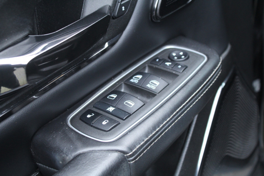 Dodge Ram 1500 5.7 V8 402pk 4x4 Crew Cab Limited LPG Panoramadak Clima Cruise Navi 360 Camera LMV Leder Keyless