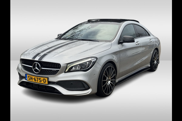 Mercedes-Benz CLA-Klasse 180 WhiteArt Edition / Panoramadak / Camera / Leder&Alcantara / 19'' / Keyless / Navigatie / Stoelverwarming / Cruise Control