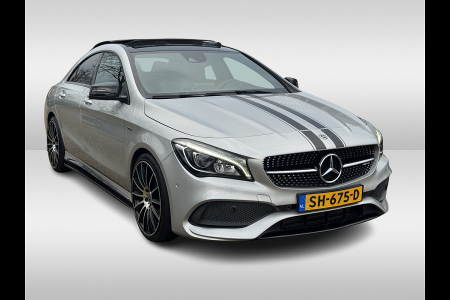 Mercedes-Benz CLA-Klasse 180 WhiteArt Edition / Panoramadak / Camera / Leder&Alcantara / 19'' / Keyless / Navigatie / Stoelverwarming / Cruise Control