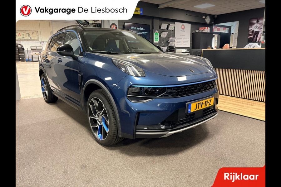 Lynk & Co 01 1.5 / panorama-dak / 360 camera / Infinity audio / navigatie