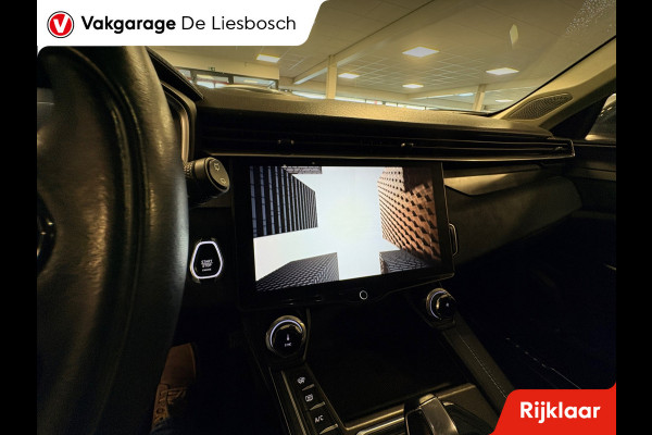 Lynk & Co 01 1.5 / panorama-dak / 360 camera / Infinity audio / navigatie