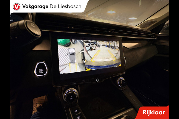 Lynk & Co 01 1.5 / panorama-dak / 360 camera / Infinity audio / navigatie