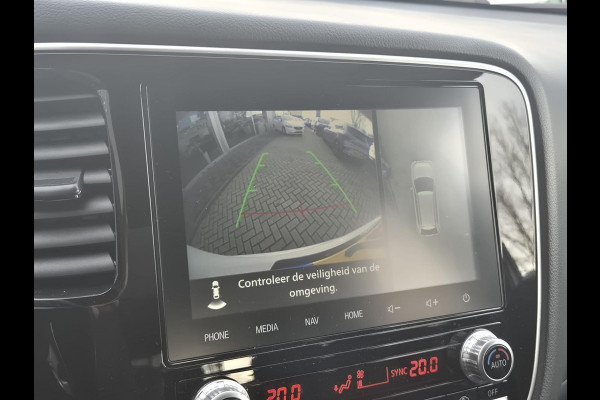 Mitsubishi Outlander 2.4 PHEV Instyle | volleder | trekhaak afneeembaar |