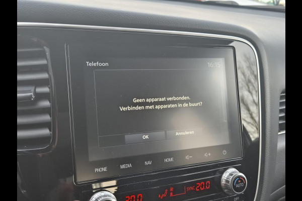 Mitsubishi Outlander 2.4 PHEV Instyle | volleder | trekhaak afneeembaar |
