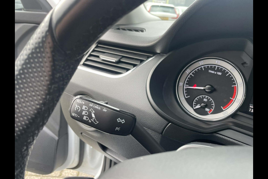Škoda Octavia Combi 1.4 TSI Greentech Ambition Business AUTOMAAT l CarPlay l trekhaak