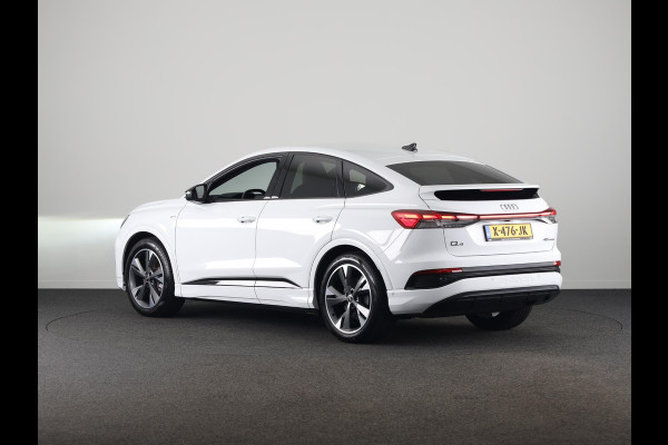 Audi Q4 Sportback e-tron 40 S edition 77 kWh 204 pk | SoH 98% | Navigatie | Parkeersensoren (Park assist) | Achteruitrijcamera | Stoelverwarming | S-Line |