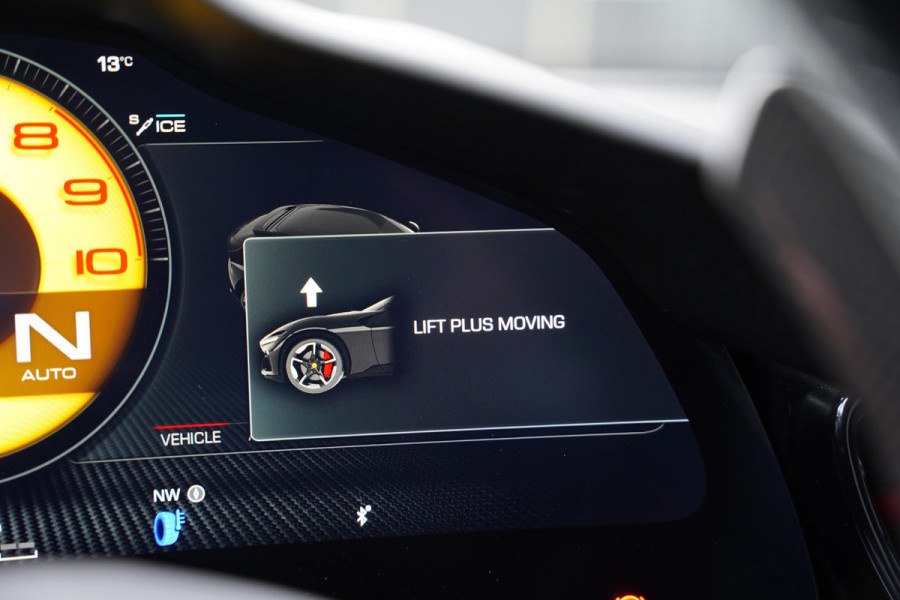 Ferrari Purosangue 6.5 V12 / Colore Purosanque