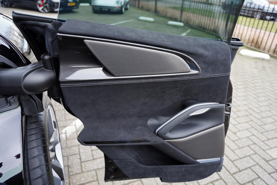 Ferrari Purosangue 6.5 V12 / Colore Purosanque