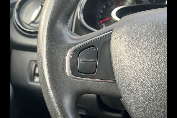 Renault Clio BWJ 11-2018 | 0.9 TCe 90PK Limited | TREKHAAK | NAVI | AIRCO | PDC | LICHTMETAAL | PRIVACY GLASS | CRUISE