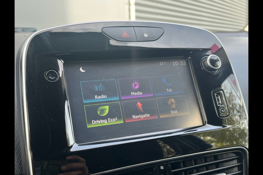 Renault Clio BWJ 11-2018 | 0.9 TCe 90PK Limited | TREKHAAK | NAVI | AIRCO | PDC | LICHTMETAAL | PRIVACY GLASS | CRUISE