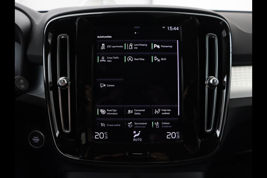 Volvo XC40 1.5 T2 Business Pro | Trekhaak | Camera | Carplay | Adaptive cruise | Keyless | Full LED | Navigatie | Parkeerhulp | Digital Cockpit | Climate control | Bluetooth