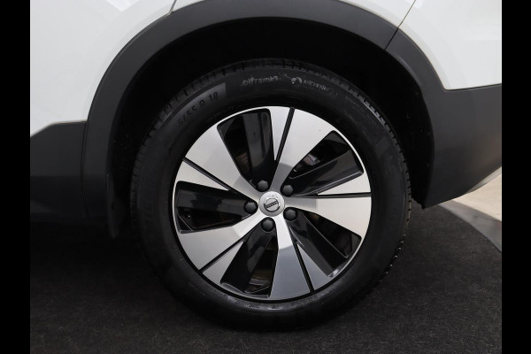 Volvo XC40 1.5 T2 Business Pro | Trekhaak | Camera | Carplay | Adaptive cruise | Keyless | Full LED | Navigatie | Parkeerhulp | Digital Cockpit | Climate control | Bluetooth