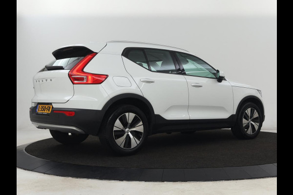 Volvo XC40 1.5 T2 Business Pro | Trekhaak | Camera | Carplay | Adaptive cruise | Keyless | Full LED | Navigatie | Parkeerhulp | Digital Cockpit | Climate control | Bluetooth