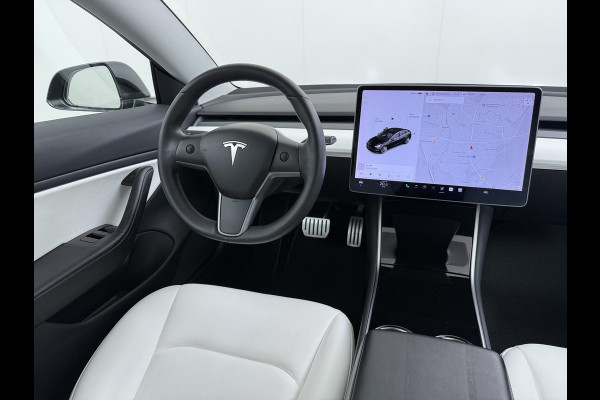 Tesla Model 3 Performance AWD 75 kWh VAN €24.900,- NU VOOR SLECHTS €21.440,- Uw LENTEVOORDEEL €3.460,- |SOH 86% | 20 inch velgen (als nieuw) | Zeer nette staat | Rijklaar geleverd incl. 12 mnd Bovag-garantie | Tesla fabrieksgarantie op de hoogvolt accu t/m 13-12-2027 of 192.000 km