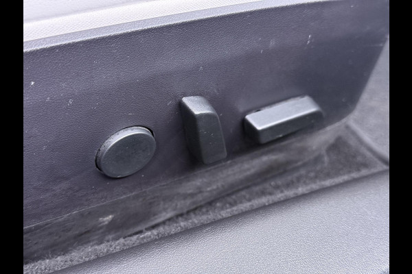 Tesla Model 3 Performance AWD 75 kWh VAN €24.900,- NU VOOR SLECHTS €21.440,- Uw LENTEVOORDEEL €3.460,- |SOH 86% | 20 inch velgen (als nieuw) | Zeer nette staat | Rijklaar geleverd incl. 12 mnd Bovag-garantie | Tesla fabrieksgarantie op de hoogvolt accu t/m 13-12-2027 of 192.000 km