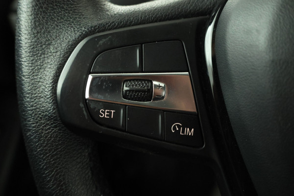 BMW 1-serie 118i Executive 140PK, Navigatie, Climate,