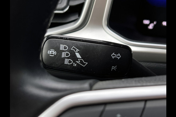 Volkswagen T-Roc 1.5 TSI Move | Carplay | LED | Virtual Cockpit | DAB