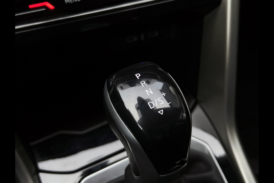 Volkswagen T-Roc 1.5 TSI Move | Carplay | LED | Virtual Cockpit | DAB