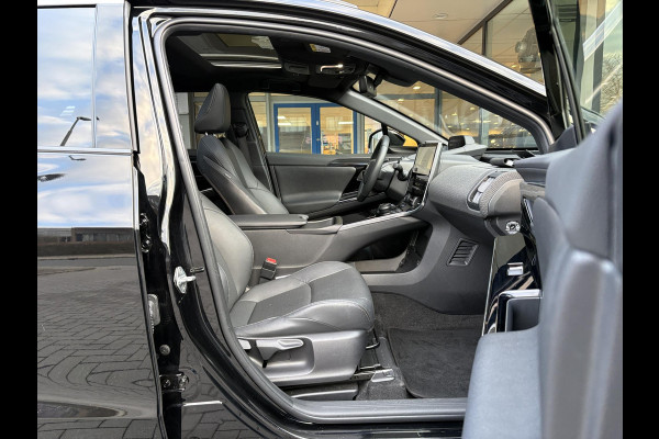 Toyota Bz4x Premium 71 kWh | 97% SOH! | Leder | Stoel- Verwarming & Ventilatie | Panoramadak | 360 Camera | Adaptive Cruise |