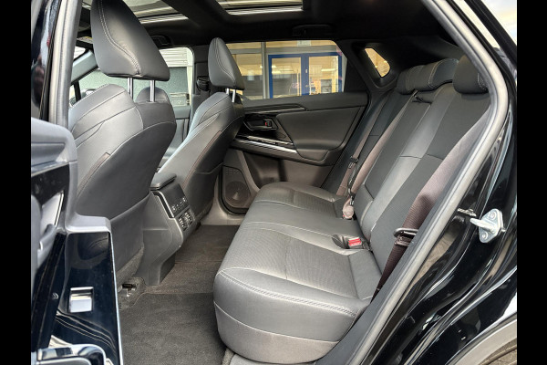 Toyota Bz4x Premium 71 kWh | 97% SOH! | Leder | Stoel- Verwarming & Ventilatie | Panoramadak | 360 Camera | Adaptive Cruise |