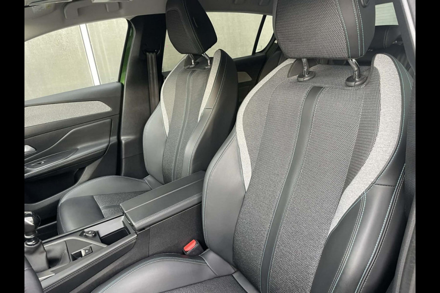 Peugeot 308 1.2 PureTech Allure Pack Business / 360 camera / comfort stoelen