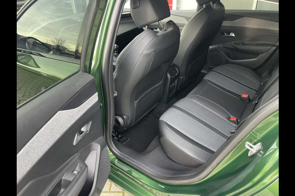 Peugeot 308 1.2 PureTech Allure Pack Business / 360 camera / comfort stoelen
