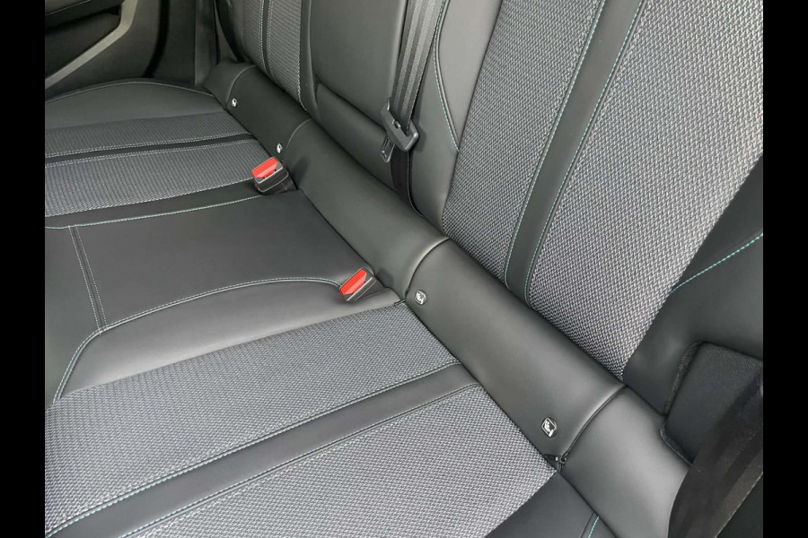 Peugeot 308 1.2 PureTech Allure Pack Business / 360 camera / comfort stoelen