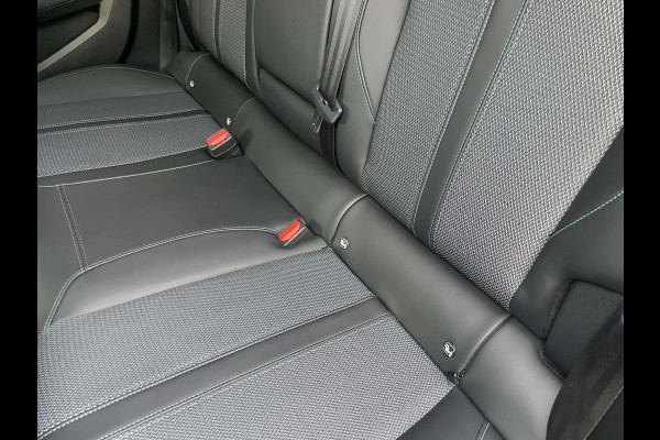 Peugeot 308 1.2 PureTech Allure Pack Business / 360 camera / comfort stoelen