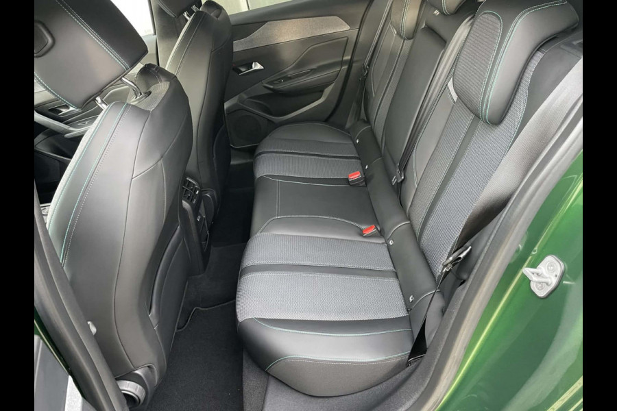 Peugeot 308 1.2 PureTech Allure Pack Business / 360 camera / comfort stoelen