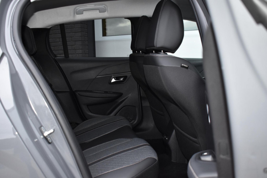 Peugeot 208 1.2 PureTech 100PK Allure Pack | 360 Camera | Carplay | Adapt. Cruise |  Incl. garantie