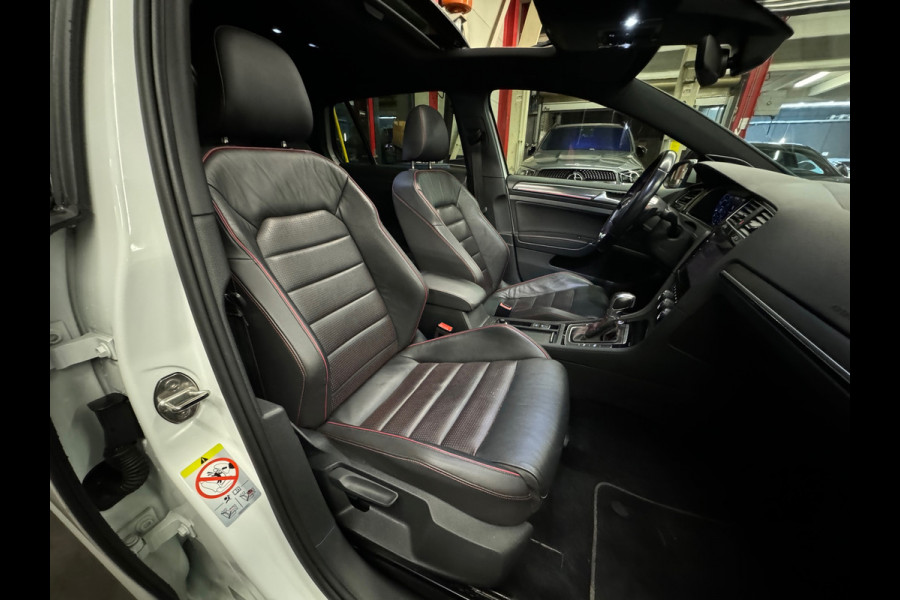 Volkswagen Golf 2.0 TSI GTI Performance Pano|Key|Dynaudi|DCC