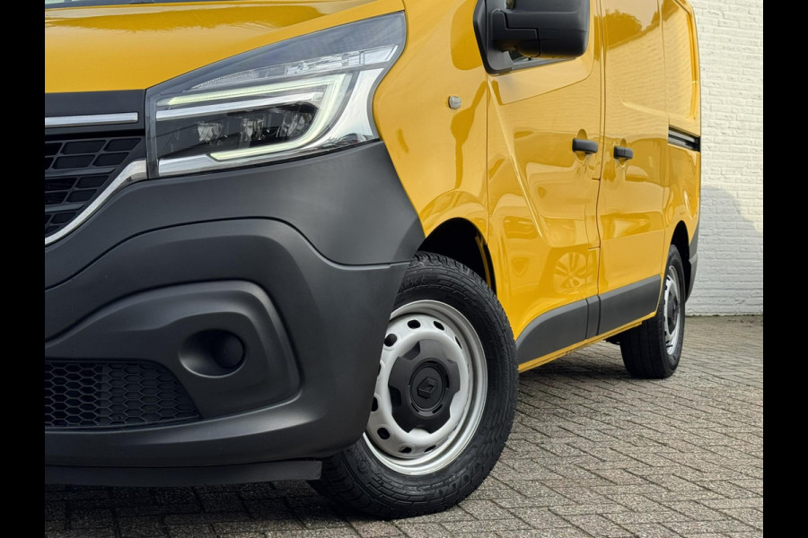 Renault Trafic 2.0 dCi 145 T27 L1H1 Comfort Automaat Navigatie Airco Cruise DAB Apple / Android LED koplampen