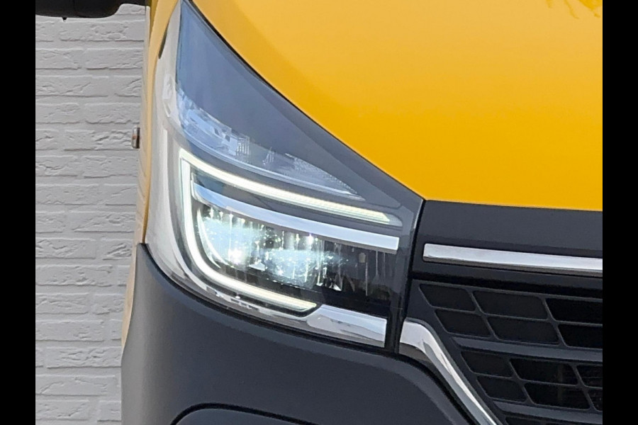Renault Trafic 2.0 dCi 145 T27 L1H1 Comfort Automaat Navigatie Airco Cruise DAB Apple / Android LED koplampen