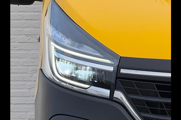 Renault Trafic 2.0 dCi 145 T27 L1H1 Comfort Automaat Navigatie Airco Cruise DAB Apple / Android LED koplampen