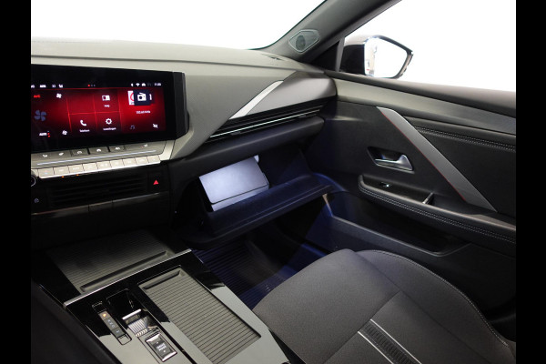 Opel Astra 1.2 130pk GS Line Automaat | Climate control | Adaptive cruise control | LED | Stoel/Stuur | Verwarming | Camera | Sfeer Verlichting | Apple carplay/ Android auto