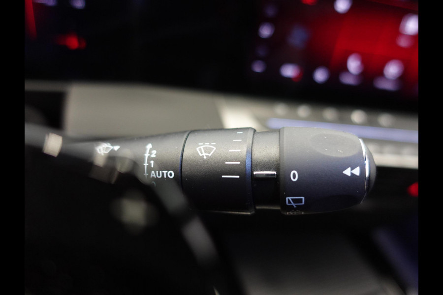 Opel Astra 1.2 130pk GS Line Automaat | Climate control | Adaptive cruise control | LED | Stoel/Stuur | Verwarming | Camera | Sfeer Verlichting | Apple carplay/ Android auto