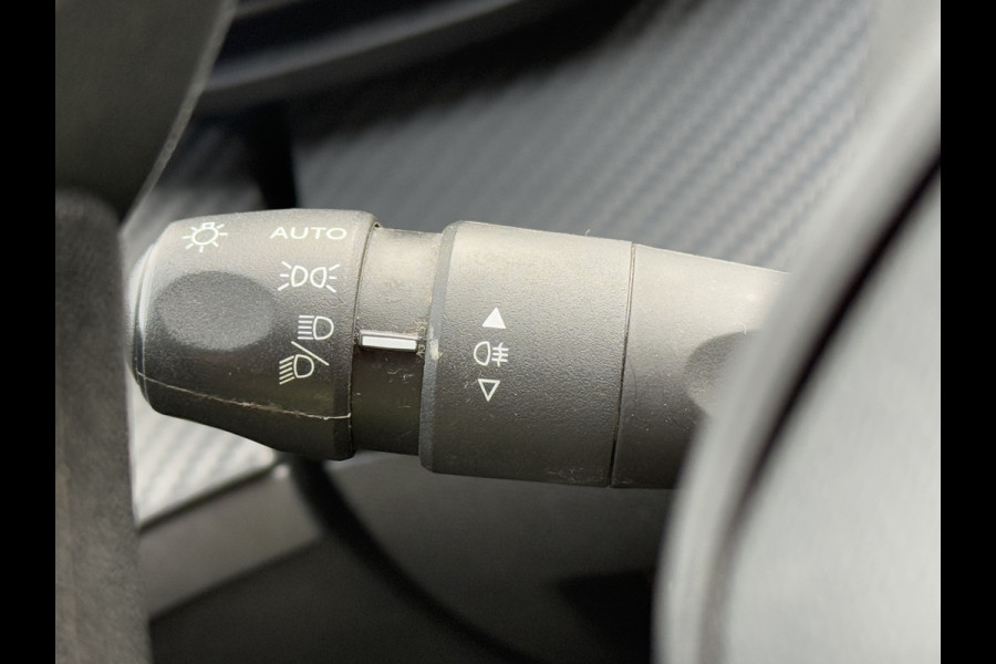 Peugeot 208 BWJ 2021 | 1.2 75PK Like | AIRCO | CRUISE | DAB+ | EL PAKKET |