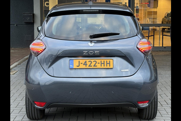 Renault ZOE R135 Intens 52 kWh | Accuhuur | DC Lader | Easy Link 9'' | Dodehoeksensoren | Climate Control | Cruise Control | Achteruitrijcamera | Navi |