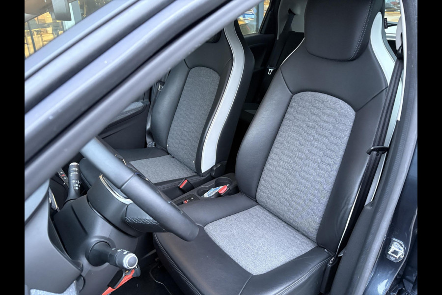 Renault ZOE R135 Intens 52 kWh | Accuhuur | DC Lader | Easy Link 9'' | Dodehoeksensoren | Climate Control | Cruise Control | Achteruitrijcamera | Navi |