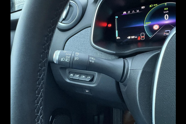 Renault ZOE R135 Intens 52 kWh | Accuhuur | DC Lader | Easy Link 9'' | Dodehoeksensoren | Climate Control | Cruise Control | Achteruitrijcamera | Navi |