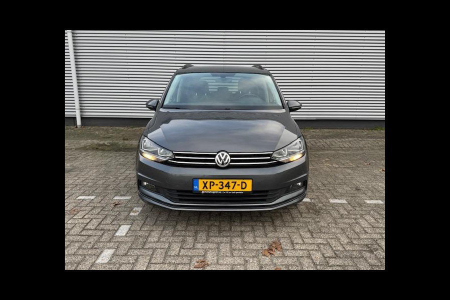 Volkswagen Touran 1.4 TSI Comfortline 7p Carplay/Andriod/Camera,trekhaak,LM velgen,