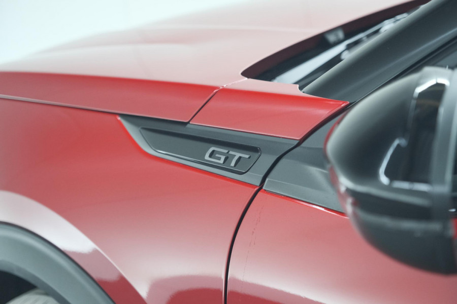 Peugeot 2008 PureTech 130 EAT8 GT | 360 Camera | Stoelmassage | Adaptieve Cruise Control | Dodehoekdetectie