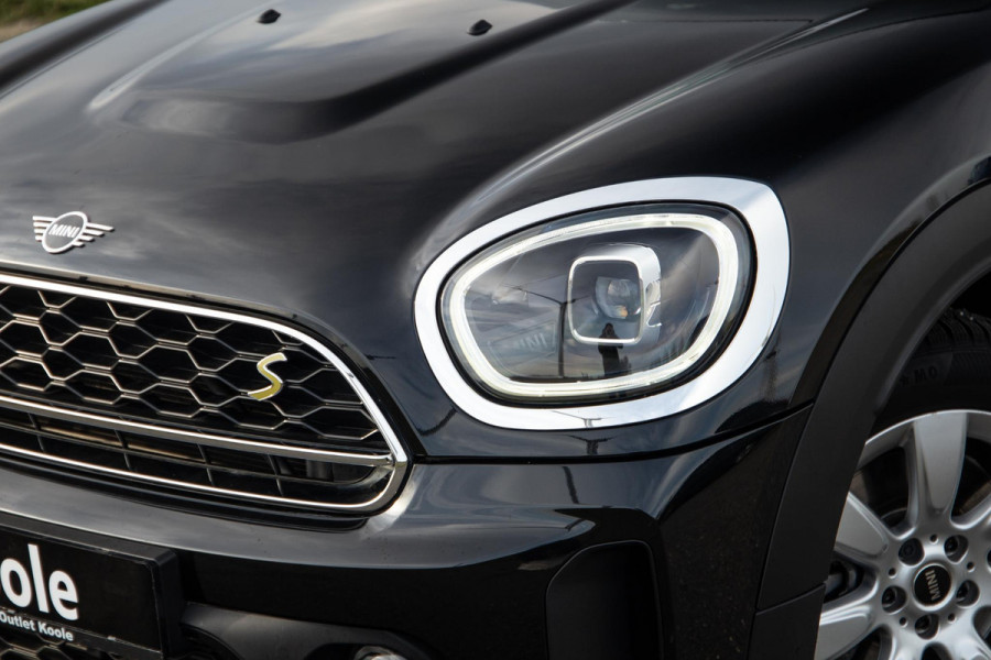 MINI Countryman 1.5 Cooper S E ALL4 Essential CAMERA / NAVI / CARPLAY / AIRCO / ZWART / STOELVERWARMING