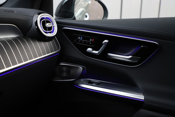 Mercedes-Benz GLC 300e AMG 4-Matic | 313PK | Luchtvering | Head-up | Achterasbesturing | Massage | Keyless-go | Burmester | Digital-light | Distro