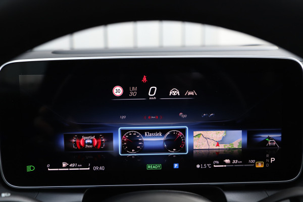 Mercedes-Benz GLC 300e AMG 4-Matic | 313PK | Luchtvering | Head-up | Achterasbesturing | Massage | Keyless-go | Burmester | Digital-light | Distro